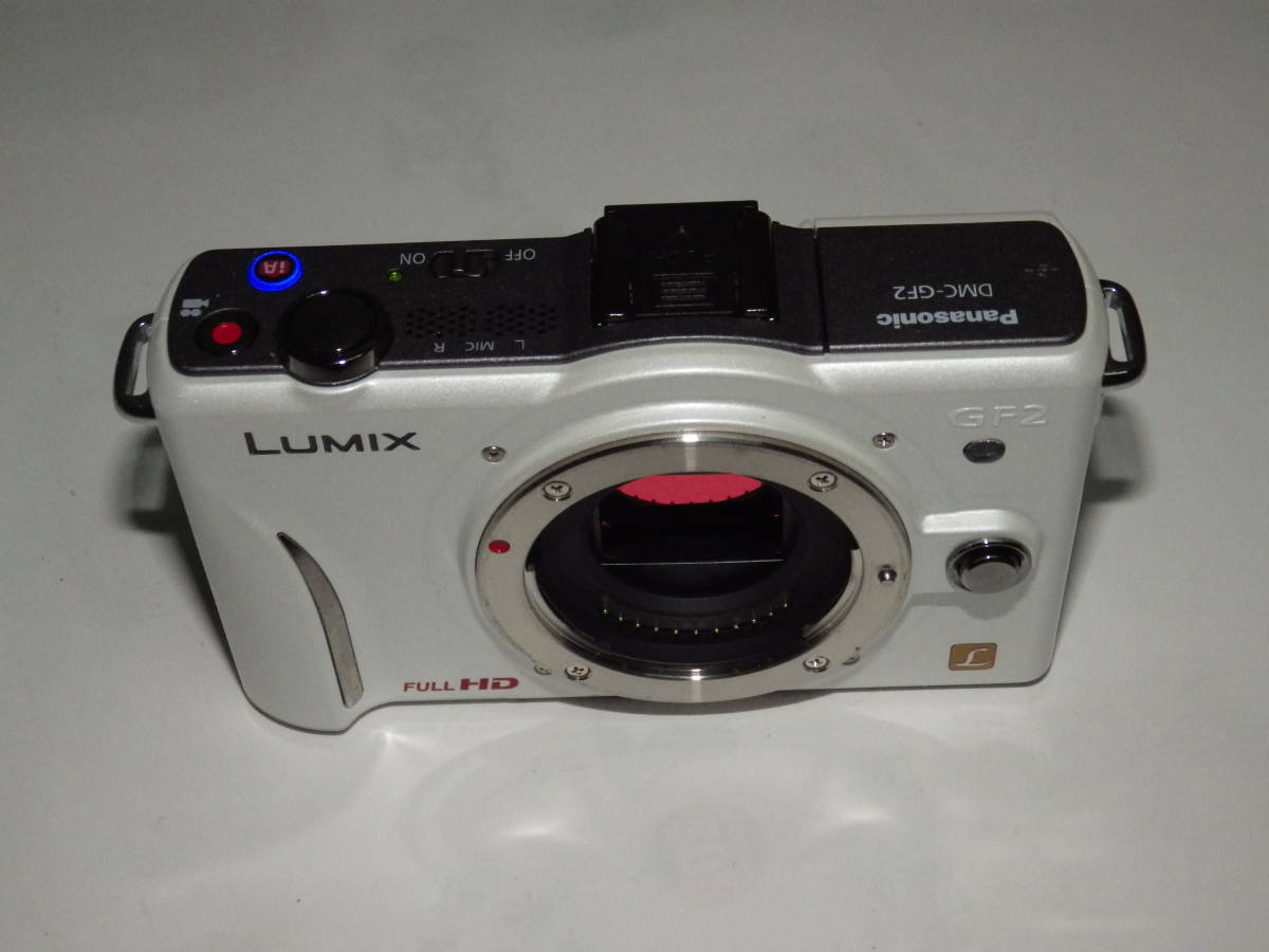 □美品パナソニック ミラーレス一眼 LUMIX DMC-GF2 白◇レンズ無し◇純正