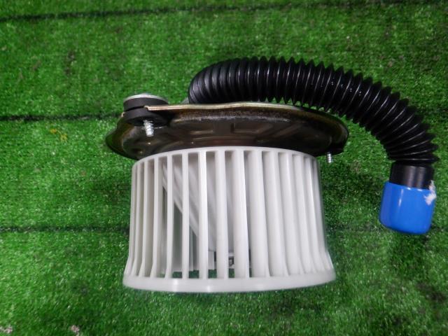 サンバー V-KS4 ヒーターブロアモーター JA三方開 4WD 054 72023TA030