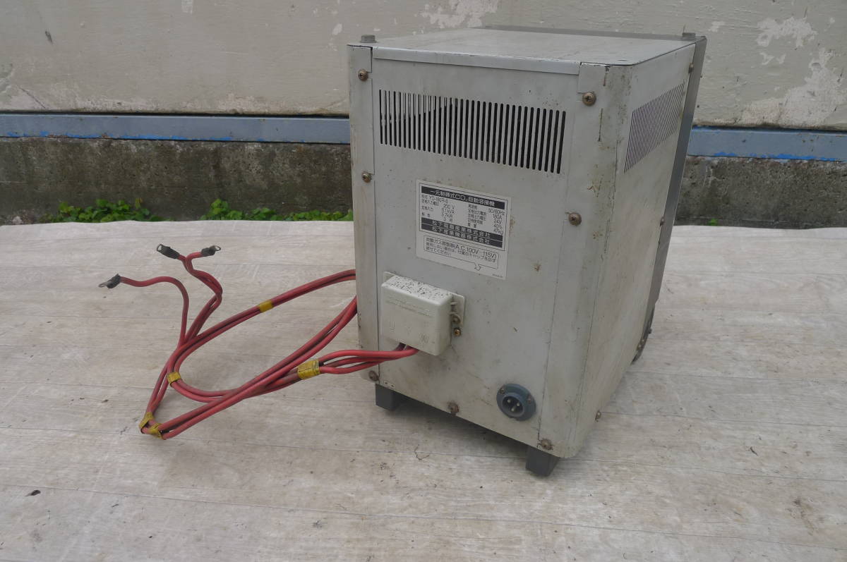松下 一元制御式CO2自動溶接機 自動溶接用ワイヤ送給 Panasonic (溶接 