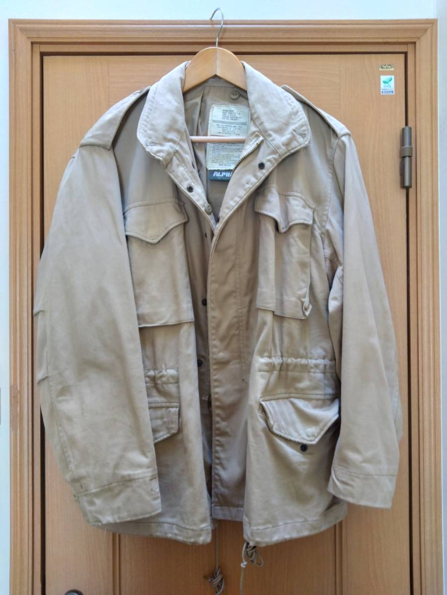 アメリカ軍 M65 ALPHA社製 ベージュ Medium Regular