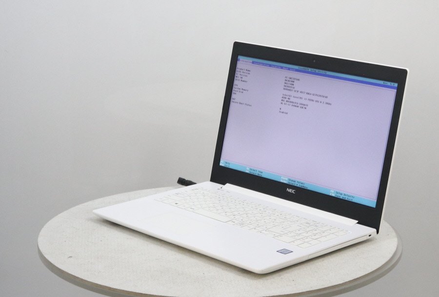 定番人気，お得 NEC PC-SN232FDAD LAVIE Smart Core i3 7020U 2.30GHz 4GB 500GB 1週間保証(15インチ～)｜売買されたオークション情報、yahooの商品情報をアーカイブ公開 - オークファン NEC