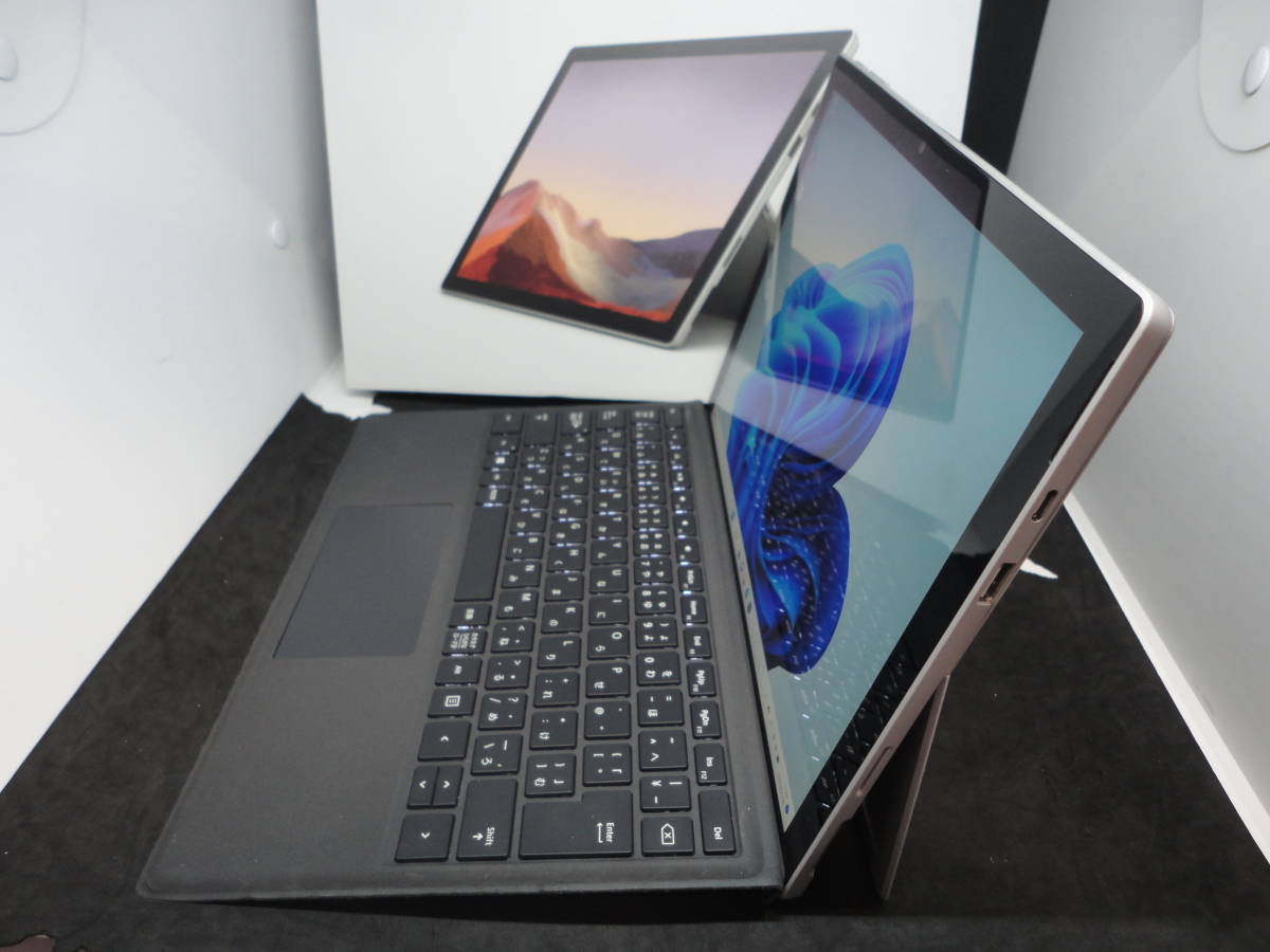 559）Microsoft Surface Pro7 [Core i5-1035G4 /RAM:8GB/SSD:256GB