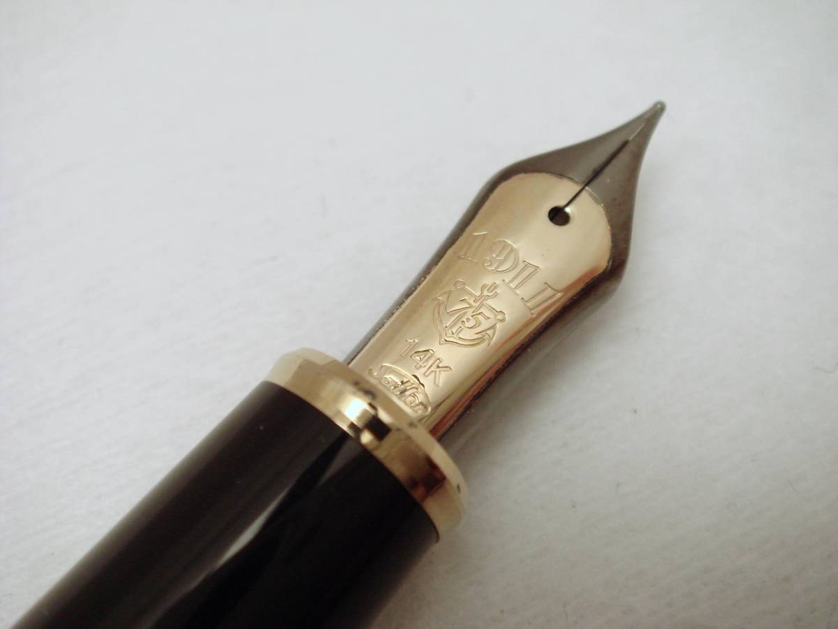 プロフィット75 カーボン軸 14Kペン先 SAILOR プロフィット75 万年筆 M