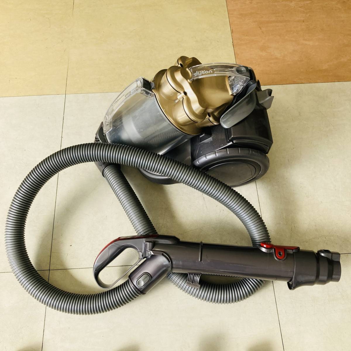 dyson/ダイソン】DC12PLUS-COM ダイソンプラス 掃除機 本体/付属品多数 
