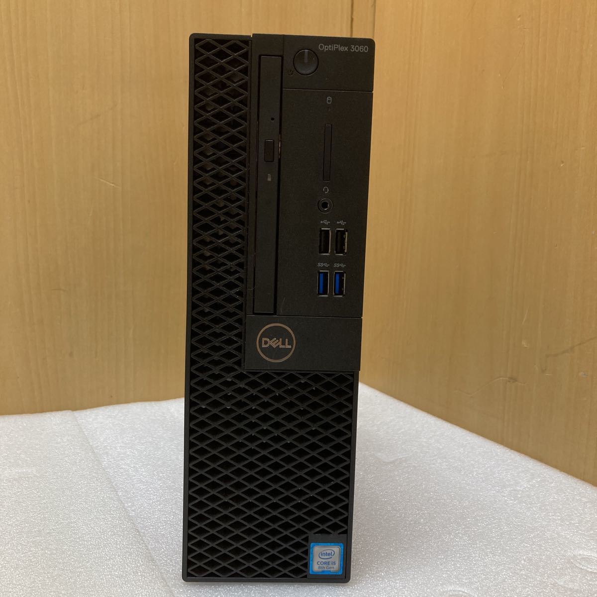 GYK0827 DELL パソコン　D11S corei5-8400／メモリ8GB／Windows 10／HDD500GB／SSD 250GB 現状品　0701
