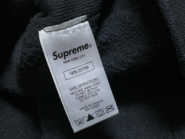 定番人気，お得 Supremeシュプリーム★Micro Logoマイクロ ロゴ★Hooded Sweatshirtスウェット パーカー★コットン100％★ブラック系★サイズM