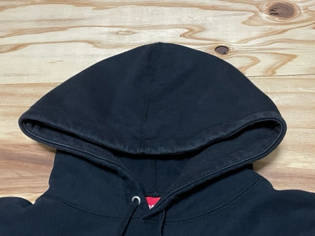 定番人気，お得 Supremeシュプリーム★Micro Logoマイクロ ロゴ★Hooded Sweatshirtスウェット パーカー★コットン100％★ブラック系★サイズM