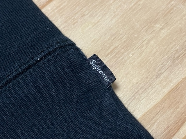 定番人気，お得 Supremeシュプリーム★Micro Logoマイクロ ロゴ★Hooded Sweatshirtスウェット パーカー★コットン100％★ブラック系★サイズM