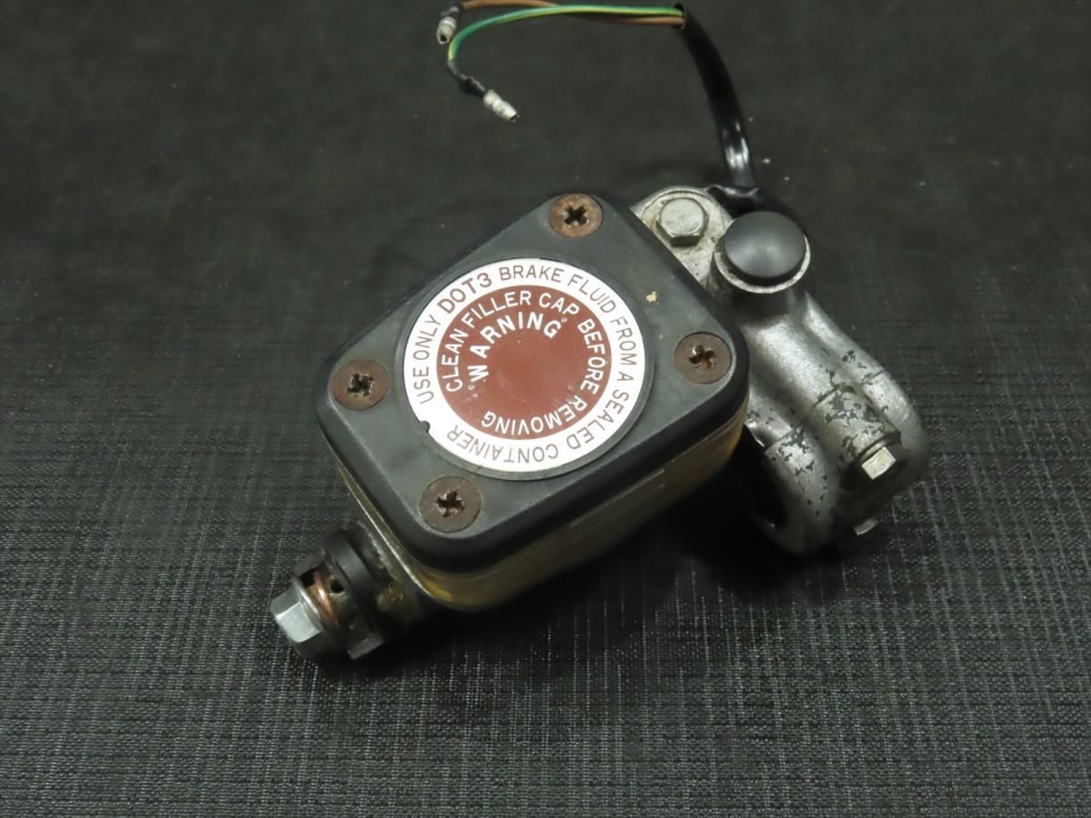本物保証,セール 1979年 RD400デイトナSP 2V0 フロントブレーキマスターシリンダー ジャンク/レストアベース【060】 RD400-B-025