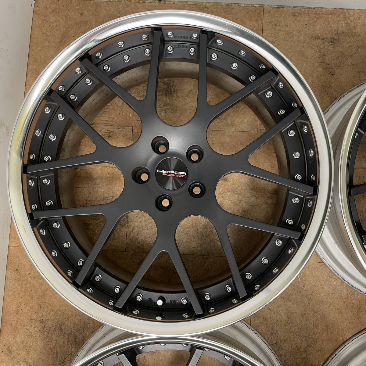ボルト付き ハイパーフォージド HF-C7 20インチ 8.5J +7 9.5J +23 