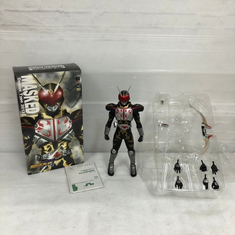 230206RM500175 メディコムトイ RAH No.602 仮面ライダーカリス 2013 デラックスタイプ フィギュア