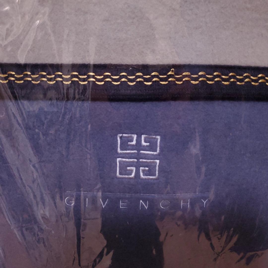 新品 カシミヤ混ウール毛布 純毛ニューウール毛布 日本製 ジバンシー 未使用 GIVENCHY カシミア入純毛毛布(毛100％ 羊毛90 GIVENCHY（毛布）のフリマアイテム一覧 毛布の通販 ブランケットの通販