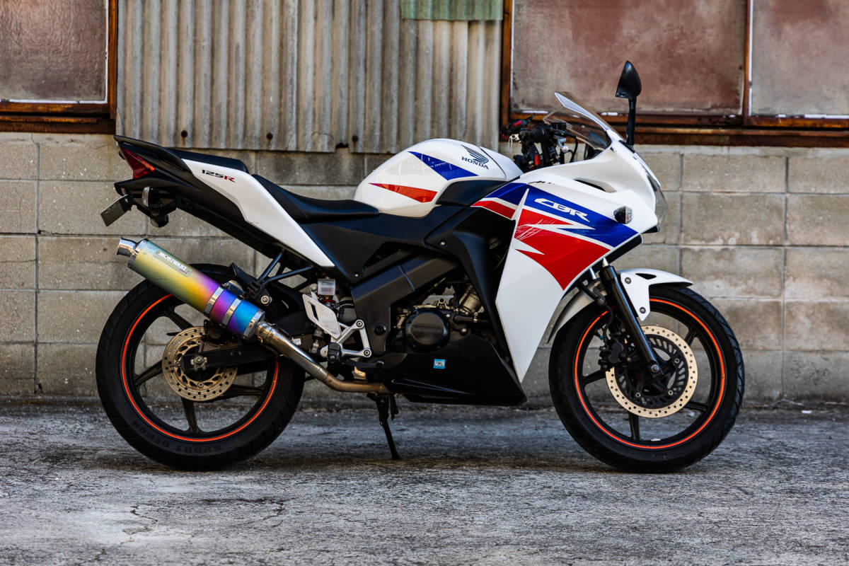 ☆兵庫県 姫路市 ホンダ CBR125R 売り切り モリワキマフラー 