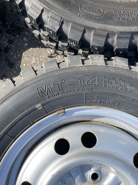アドバン ADVAN フルピン 195/65R15 MT-14 スパイクタイヤ 4本セット 