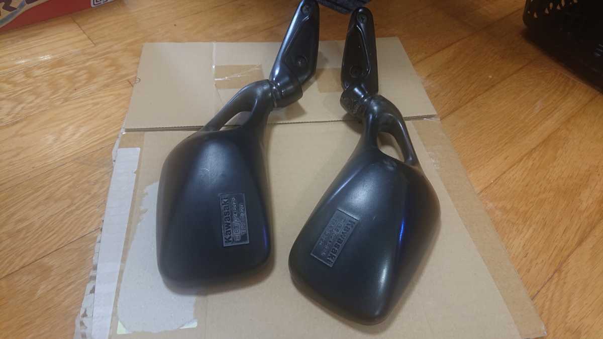 カワサキ | GPZ900R 純正 ミラー 安い商品を通販サイトから 右 0 中古 