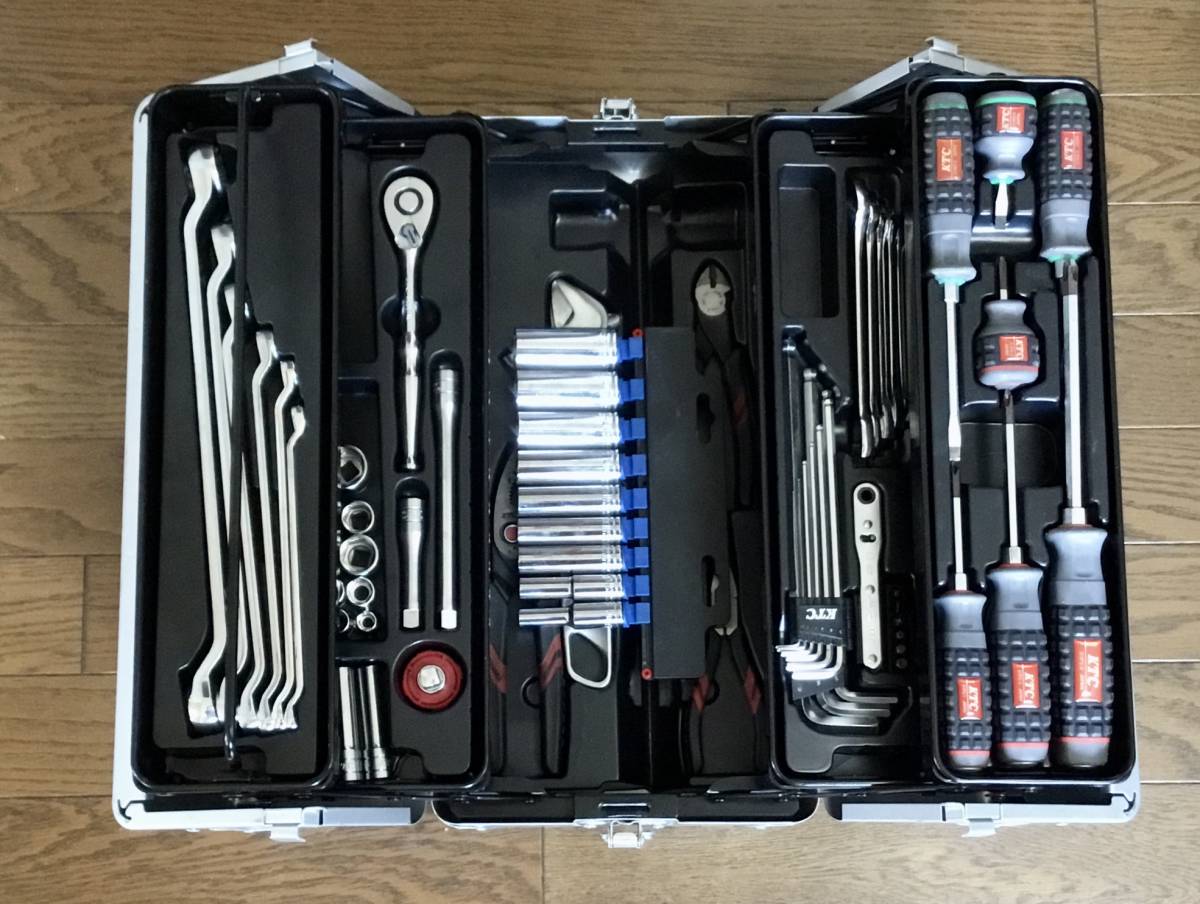 送料無料】KTC（京都機械工具）整備工具セット 美品 （両開きメタル 