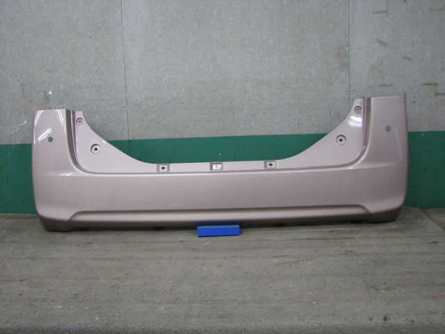 24194★タント (LA600S LA610S) リアバンパー　52159-B2730