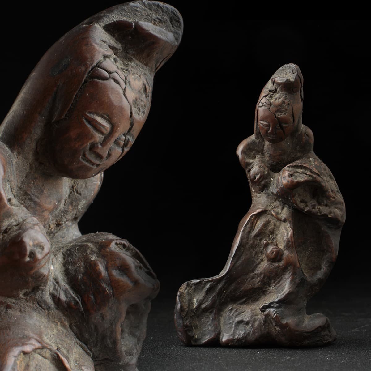 EJ112 時代 仏教美術 小振 天然 根木観音菩薩像・根樹雕觀音菩薩立像 高8.2cm 重26g・変木雕佛像・木根彫仏像・古仏