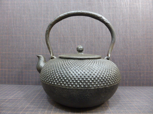 020 「有坂 鋳之」南部鉄瓶 満水1250mL 重さ1306g 水漏れは