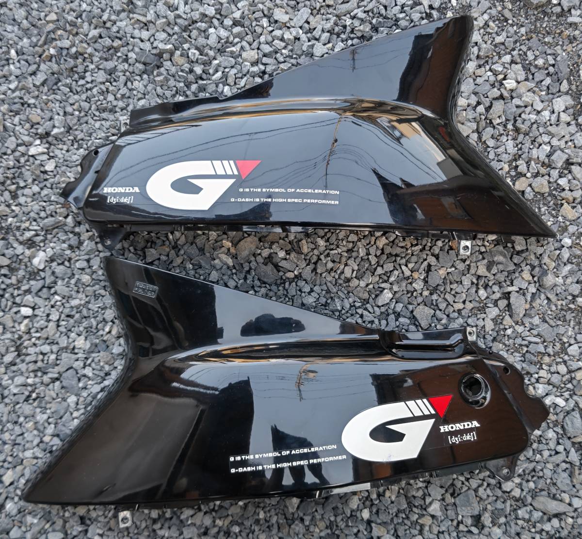 Gダッシュ　AF23 サイドカウル 送料込 良品】 AF23 Gダッシュ 用 純正色 ボディカウル 左右セット