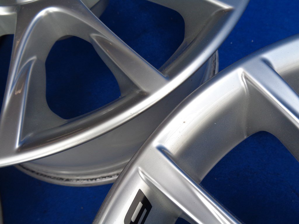【送料込み】★ 希少 ★ BMW 純正 ★ オプション BBS ★ E90 3シリーズ ★(F) 8J/+34 (R) 8.5J/+37　PCD 120 ★ 4本セット ★ BMW BBS 希少 6シリーズ BMW５シリーズ（F10 PCD114.3-5穴