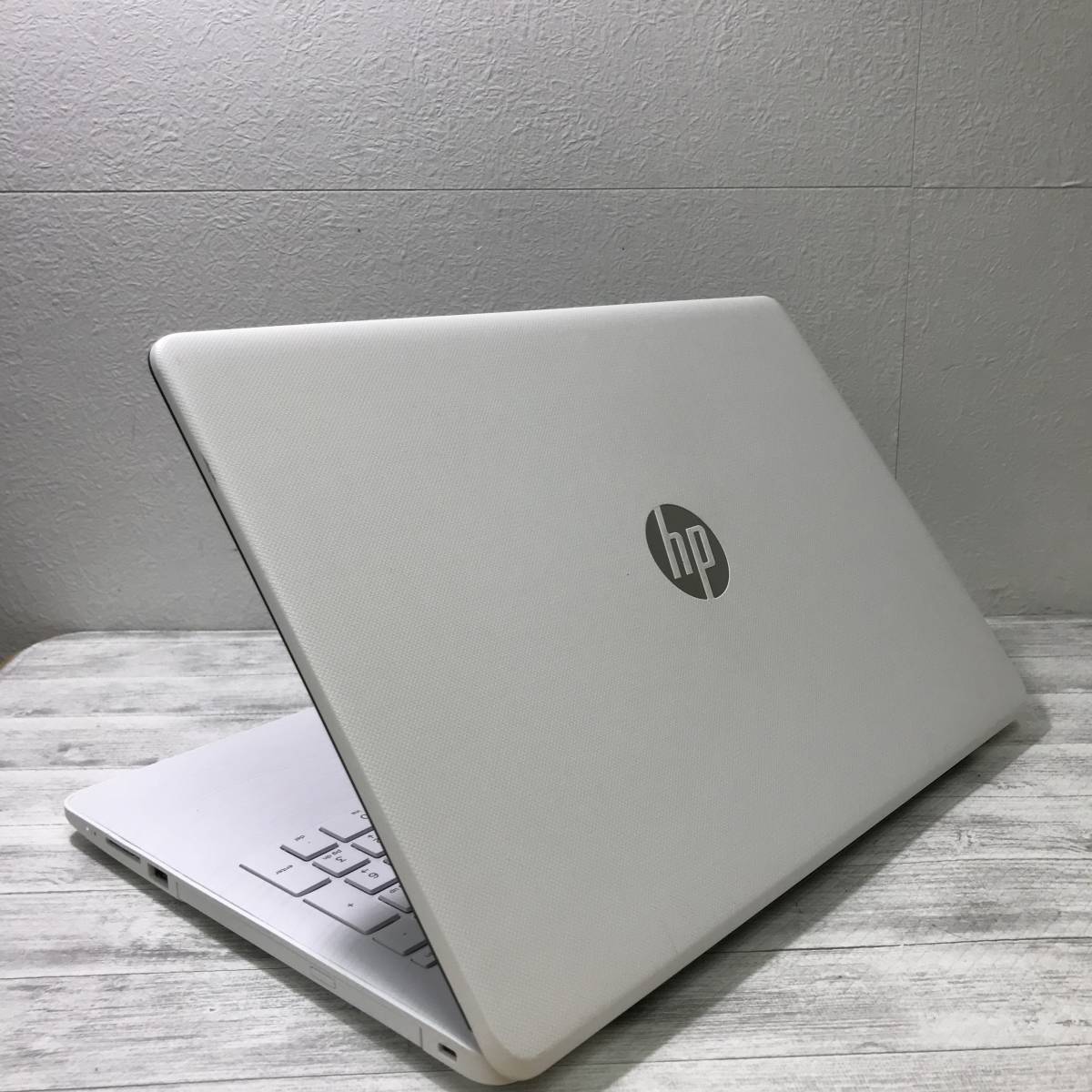 HP 15-bw002AU AMD ⁄ E2-9000e Hp ノートパソコン E2 500GB 8GB 