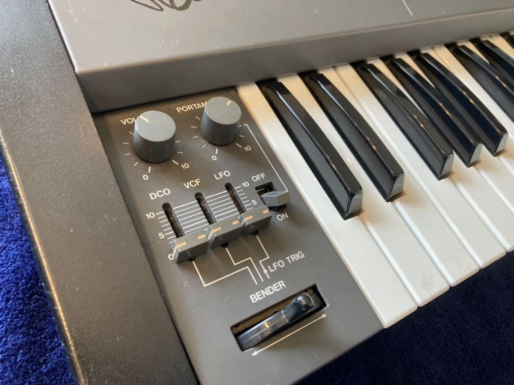Roland JUNO-106 | NUK.COM