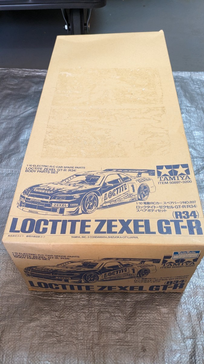 田宮　ロックタイトゼクセルニスモGT-R（R３４）新品ボディ　　