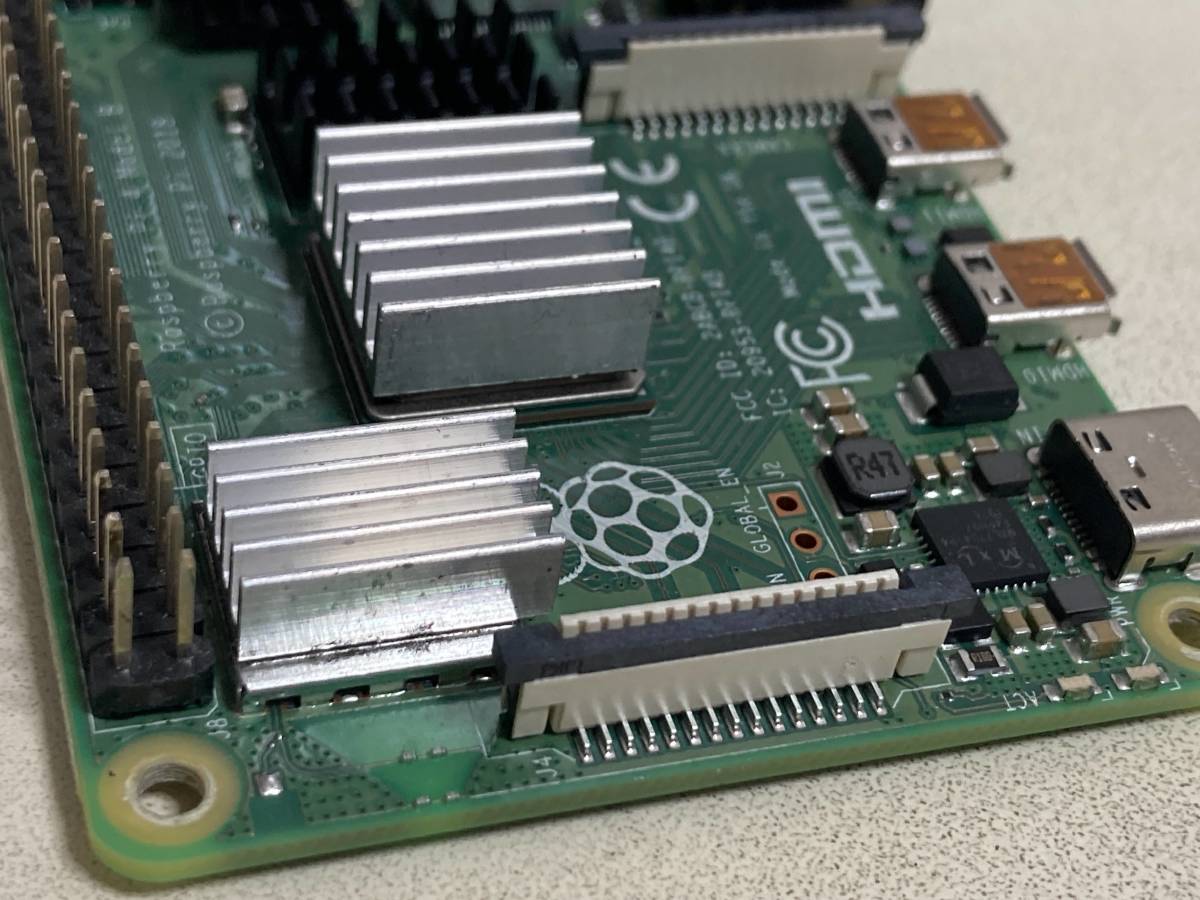 Raspberry Pi 4 Model B 4GB 中古・ケース付・動作確認済み