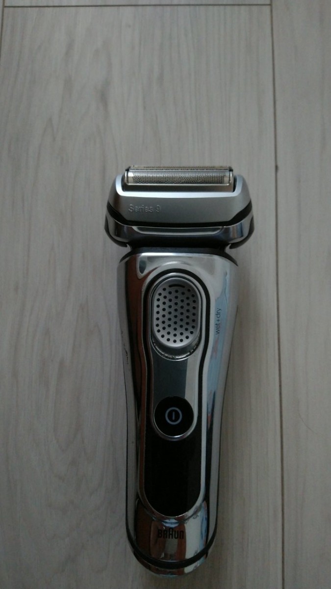 BRAUN シリーズ9・中古品・少々難あり 【公式通販】