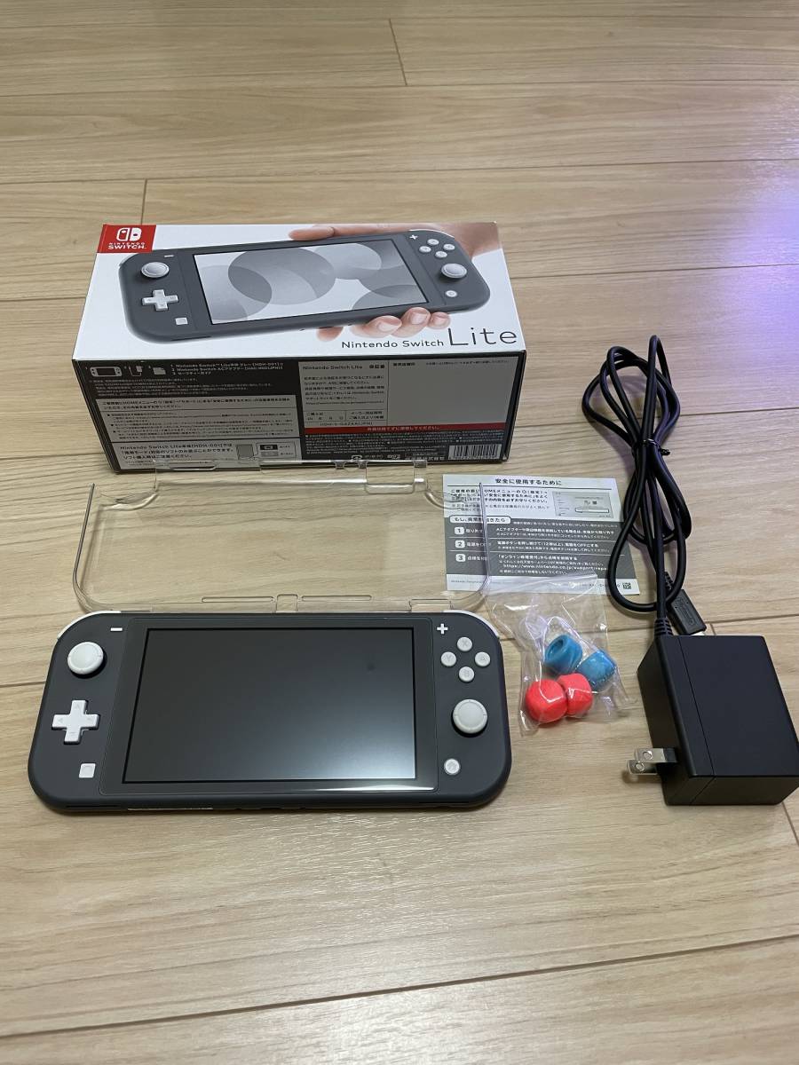 送料込み、中古美品】Switch Lite本体［HDH-001] グレー おまけ付き