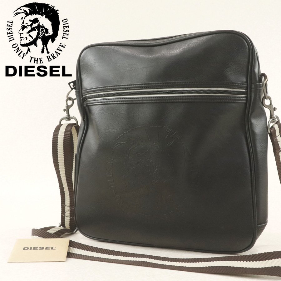 定番！正規品 美品 DIESEL ディーゼル PVC ブレイブマンロゴ ショルダーバッグ ブラック 黒 斜め掛け メンズ メッセンジャー