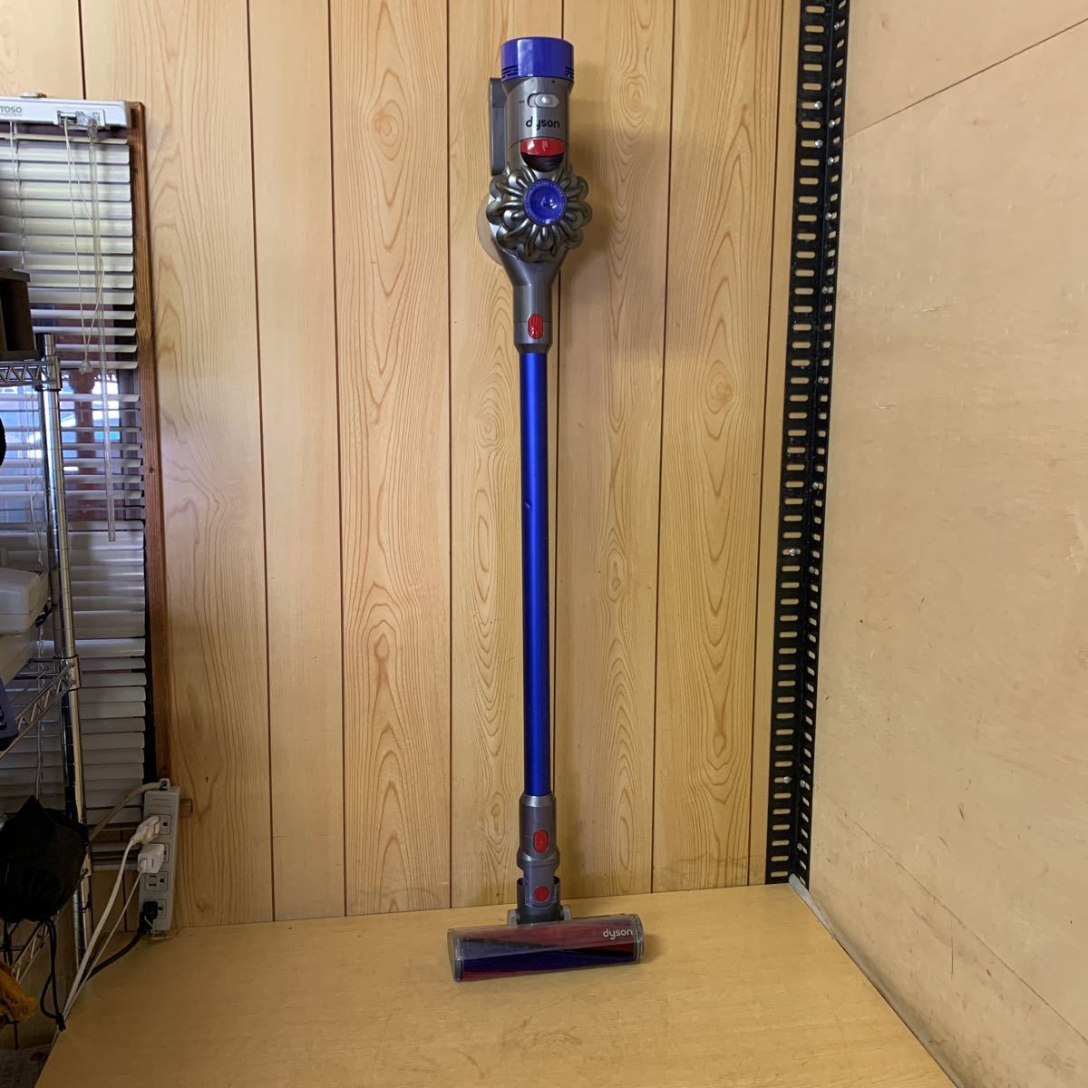 dyson ダイソン SV11 現状品 ダイソン SV11 掃除機 V7FluffyOrigin 未使用DysonダイソンSV11 [サイクロン