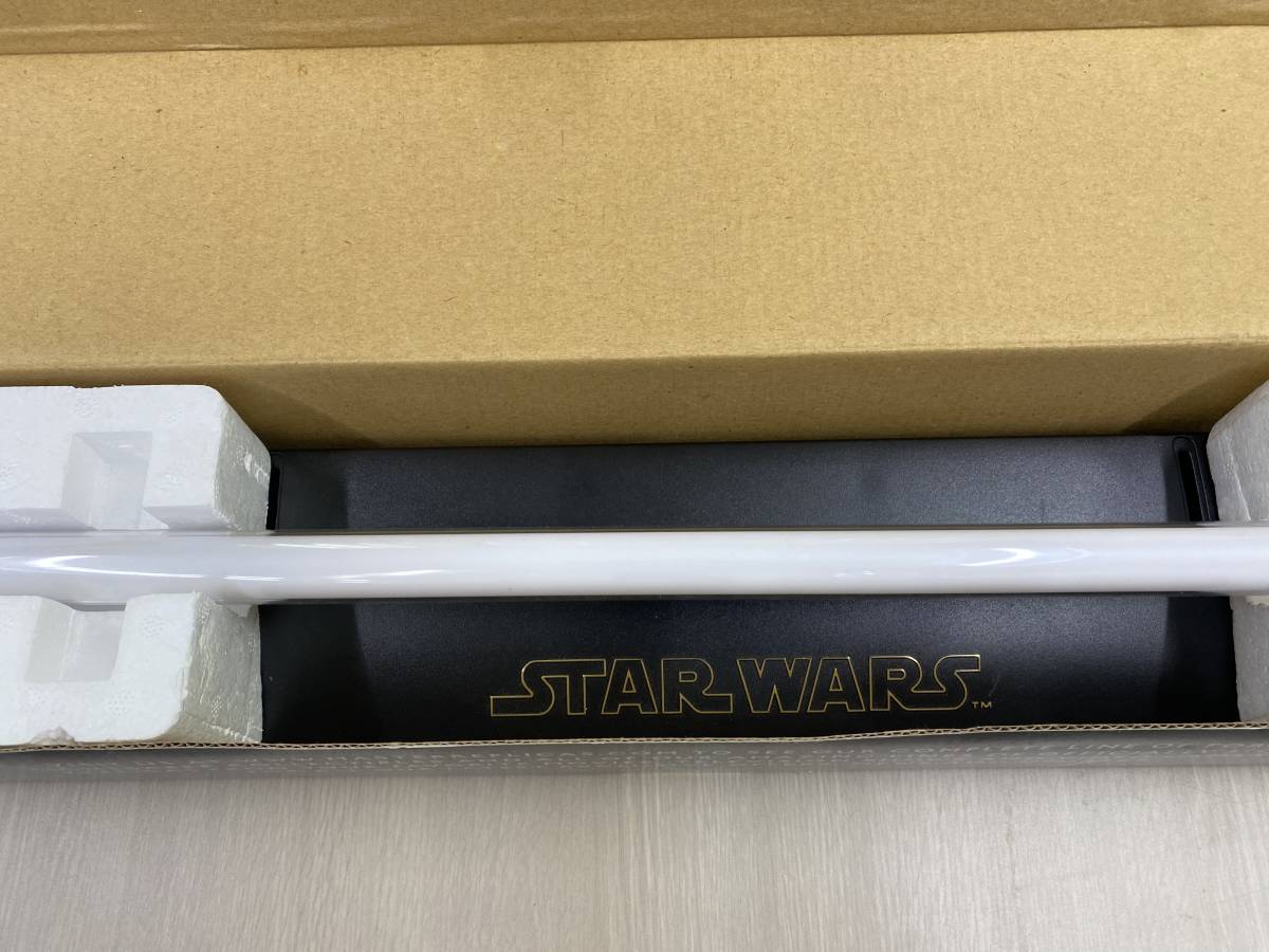 マスターレプリカ社　YODA FORCE FX LIGHTSABER COLLECTIBLE_4
