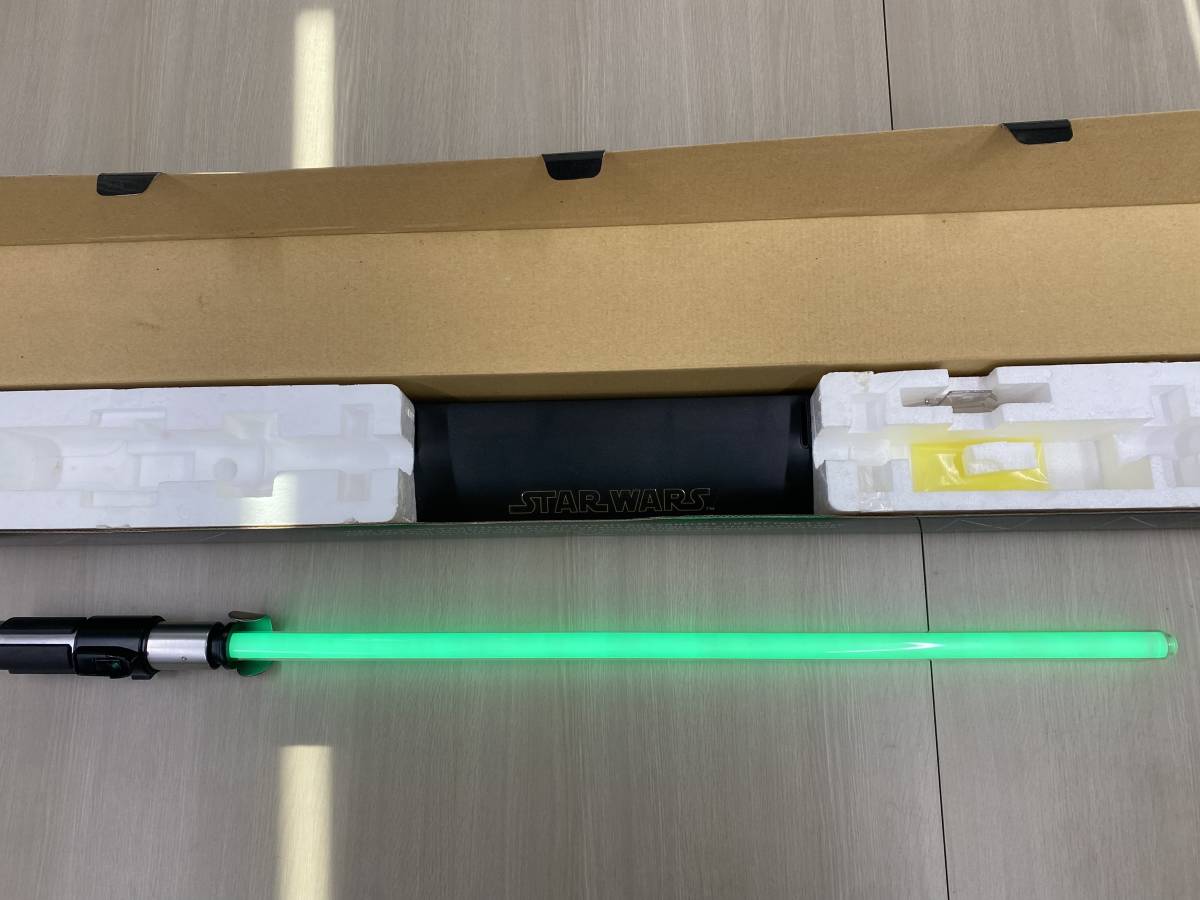 マスターレプリカ社　YODA FORCE FX LIGHTSABER COLLECTIBLE_5