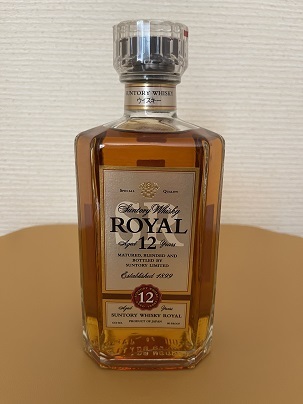全国無料，得価】 サントリーローヤル12年 SUNTORY ROYAL aged 12 years
