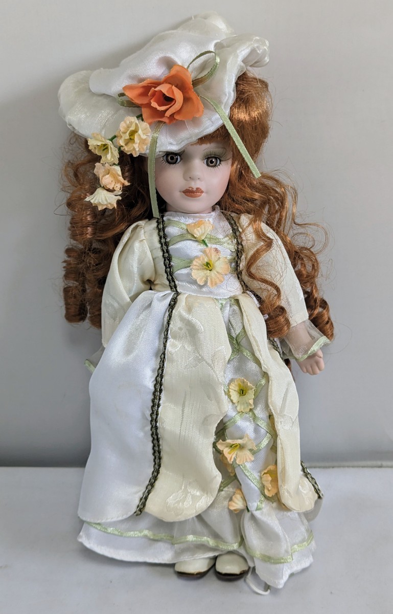 Ashley Belle　ビスクドール　人形　(04135C