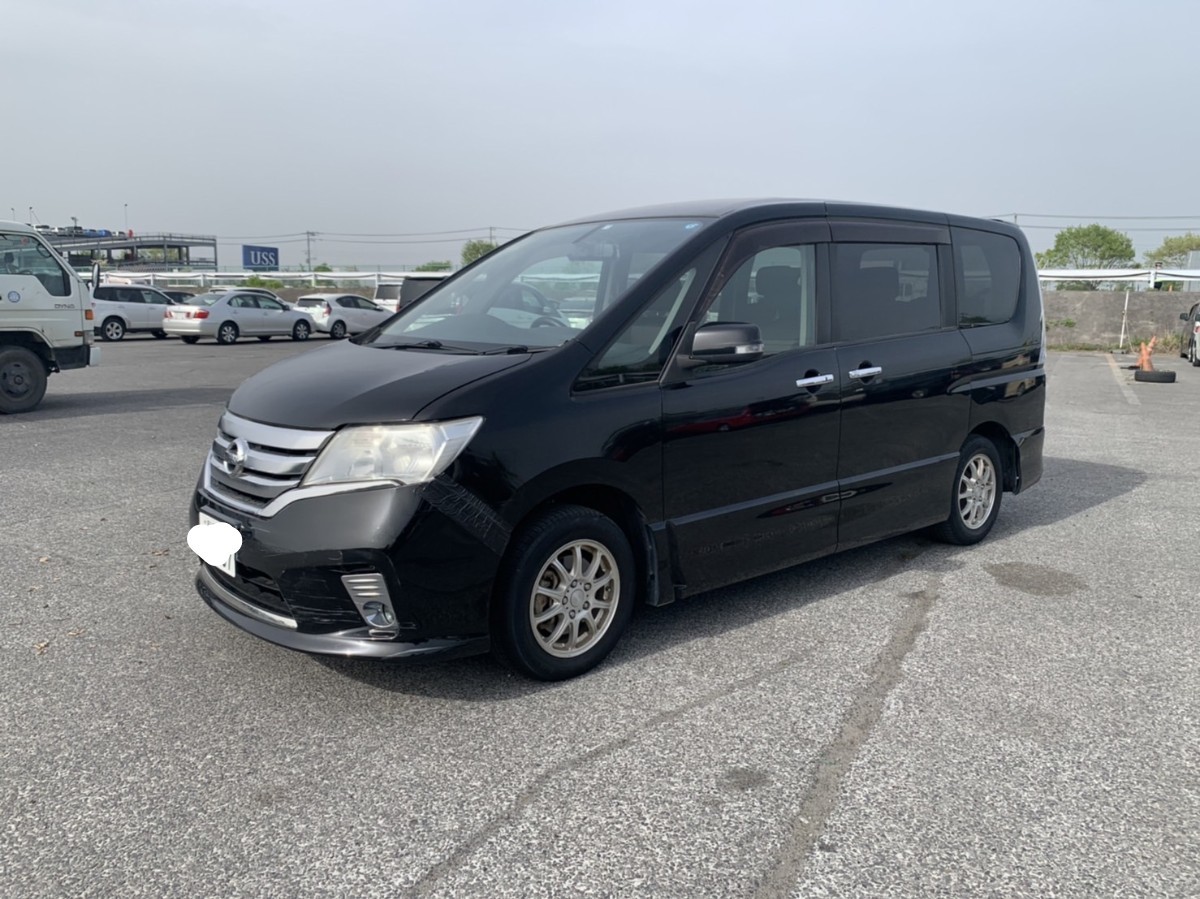 セレナ 日産 ハイウェイスター ハイウェイスターV e－パワー V 2.0 