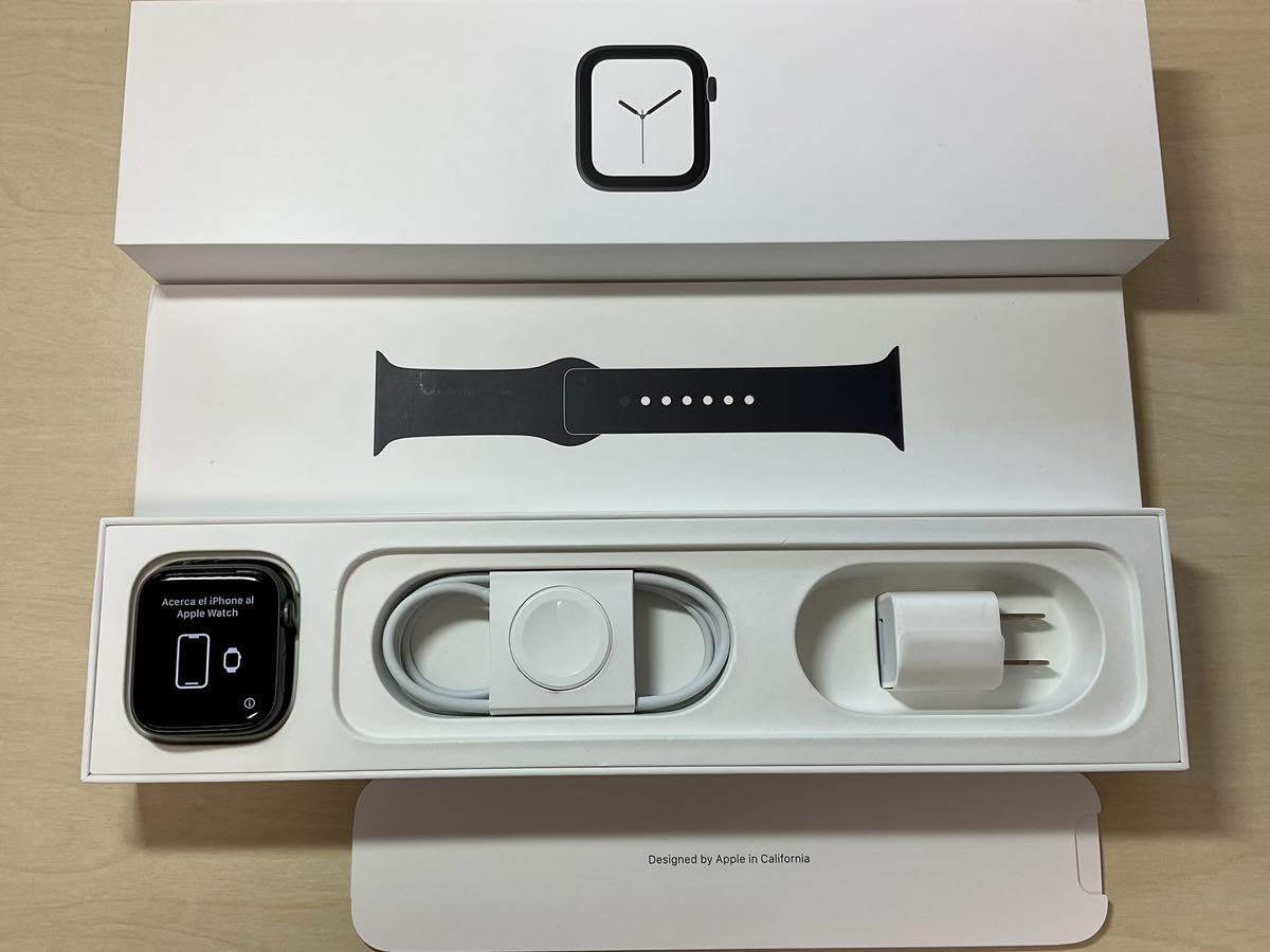 未使用品、通電確認済み】Apple Watch Series 4 GPSモデル 44mm 