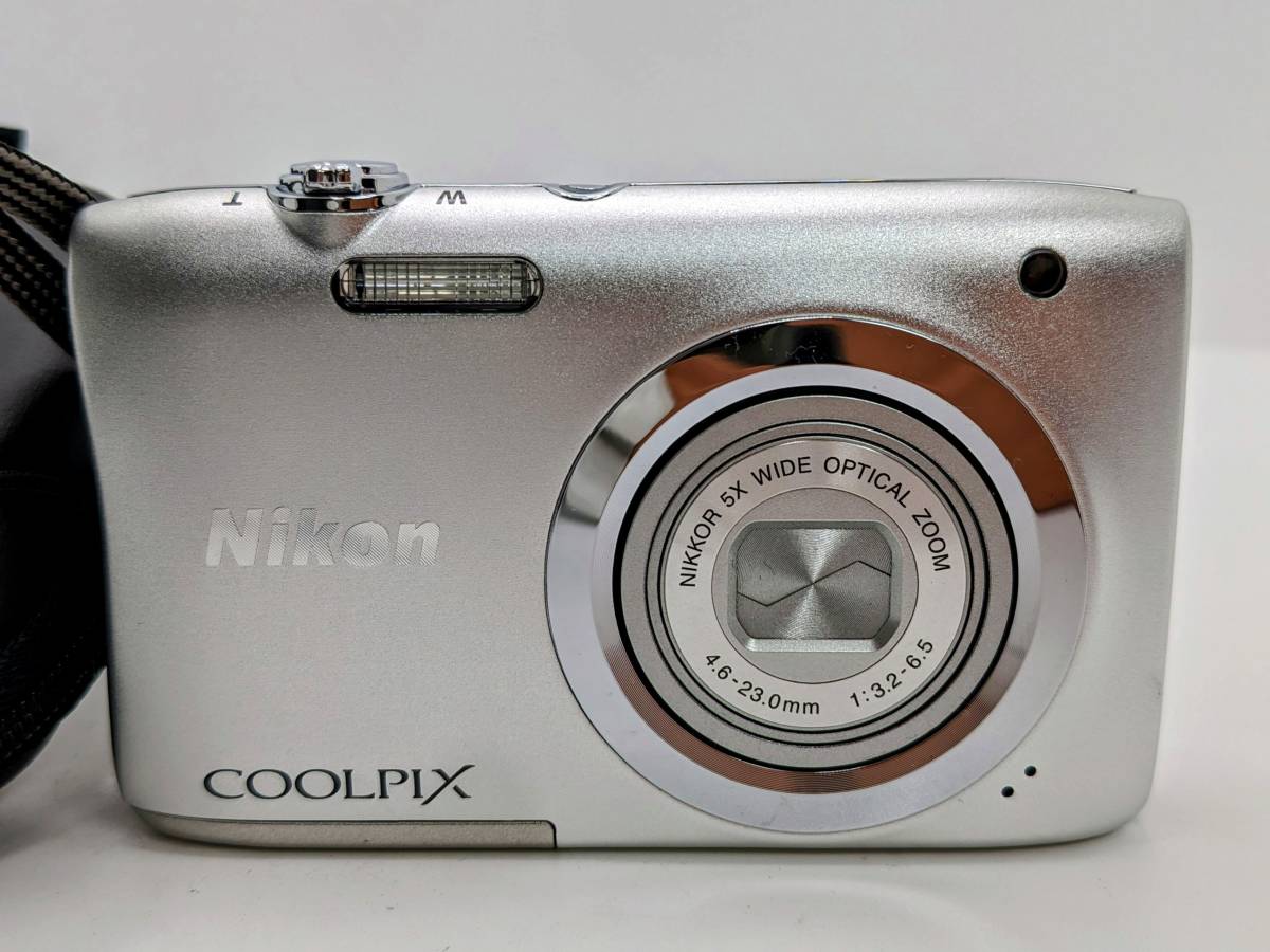 Nikon COOLPIX ニコン クールピックス A100 シルバー コンデジ ニコン