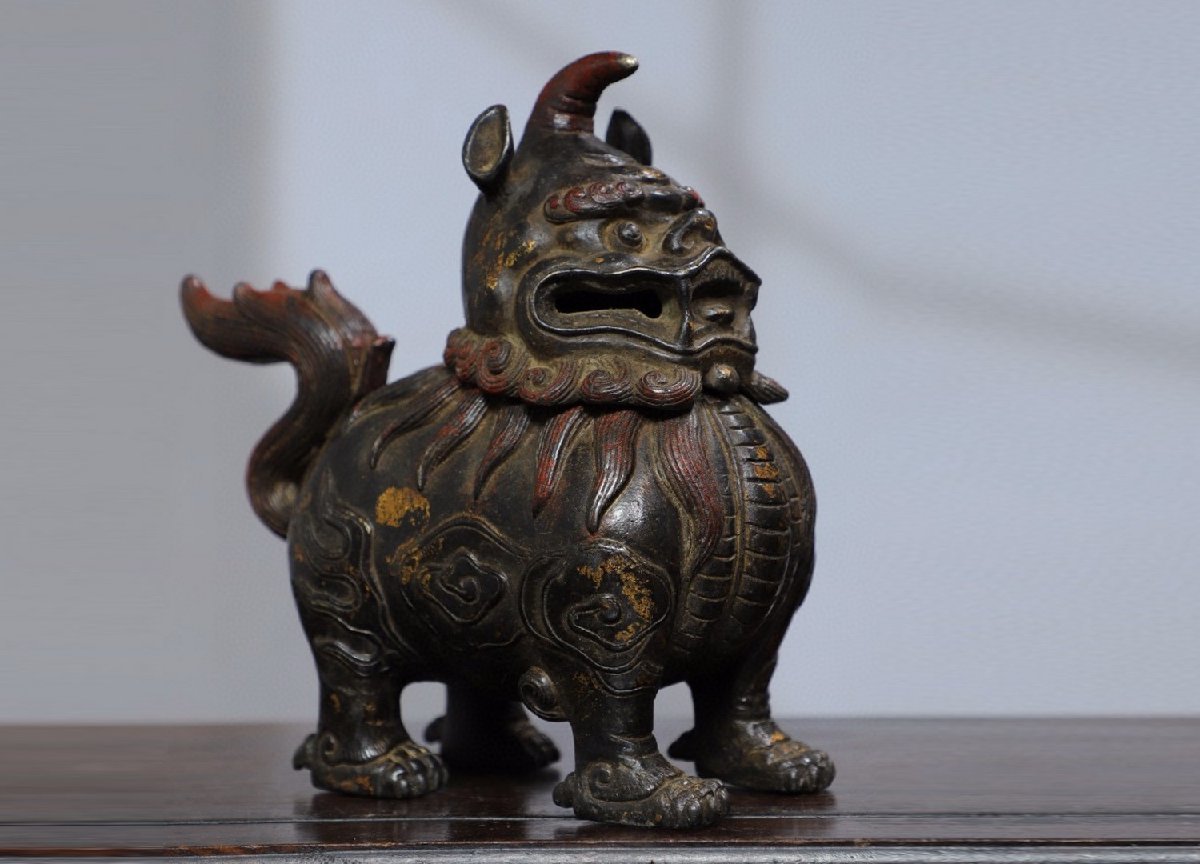 ◆鶴鳴堂◆中国・明時代 古銅 金彩 瑞獣紋香薫炉 極細工 古置物 古擺件 中国古美術 古美味 時代物 古董品