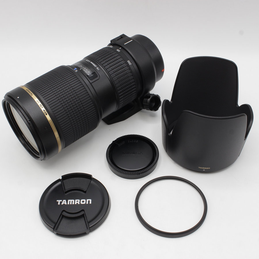 ミノルタ一眼レフカメラとタムロン望遠レンズ Di 70-200mm LD Tamron SP Lens f⁄2.8 AF Macro (IF) TAMRON | F2.