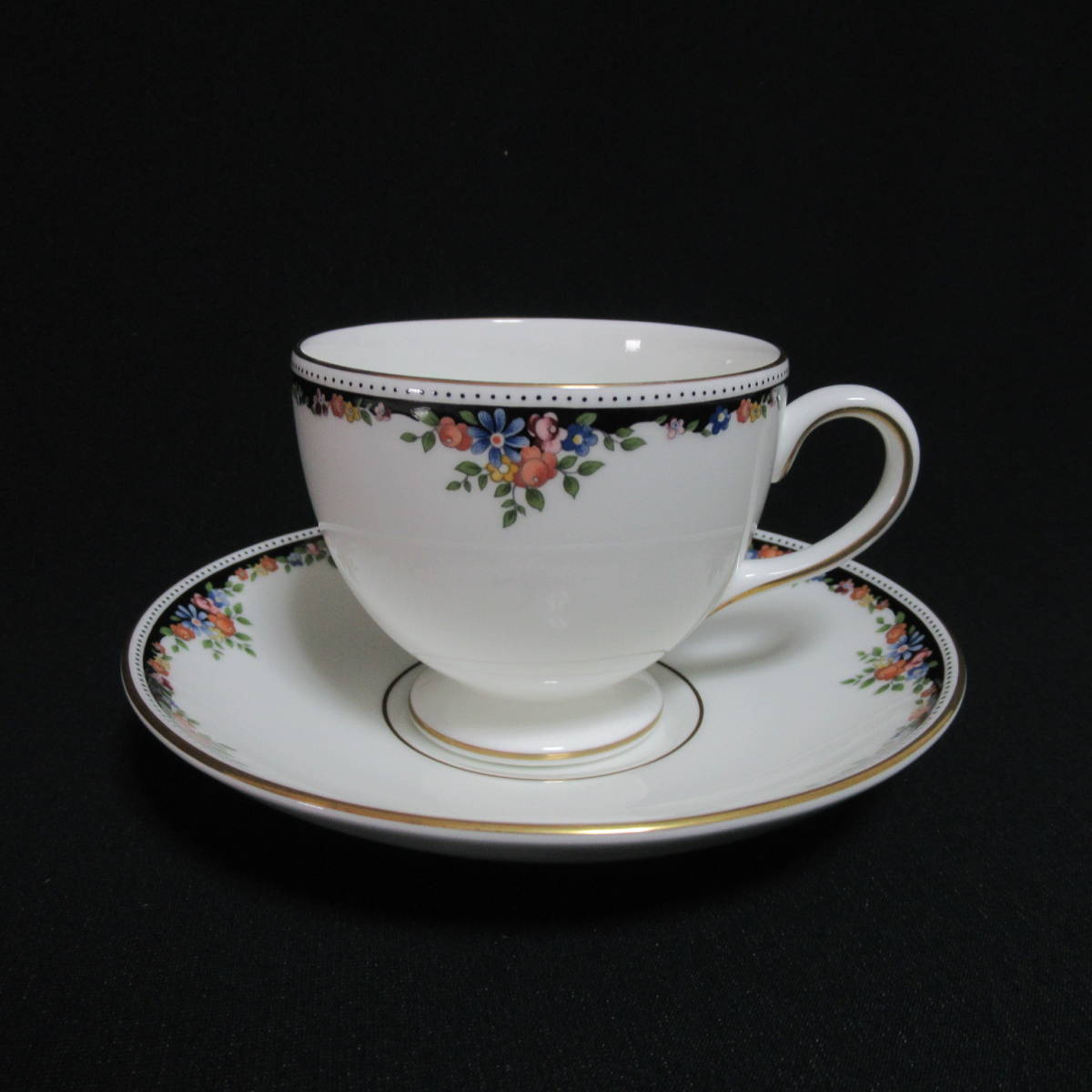 グレイ ワンダーラスト フォーチュン カップ&amp;ソーサーペア|WEDGWOOD公式 ウェッジウッド カップ＆ソーサー|WEDGWOOD公式 ソーサー アンセミオン エスプレッソ ルネッサンス プレート 15cm|WEDGWOOD公式オンラインストア カップ&amp;ソーサー(リー)|WEDGWOOD by Kit プレート（カップ＆ソーサー｜マグカップ