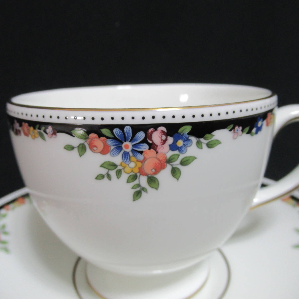 グレイ ワンダーラスト フォーチュン カップ&amp;ソーサーペア|WEDGWOOD公式 ウェッジウッド カップ＆ソーサー|WEDGWOOD公式 ソーサー アンセミオン エスプレッソ ルネッサンス プレート 15cm|WEDGWOOD公式オンラインストア カップ&amp;ソーサー(リー)|WEDGWOOD by Kit プレート（カップ＆ソーサー｜マグカップ