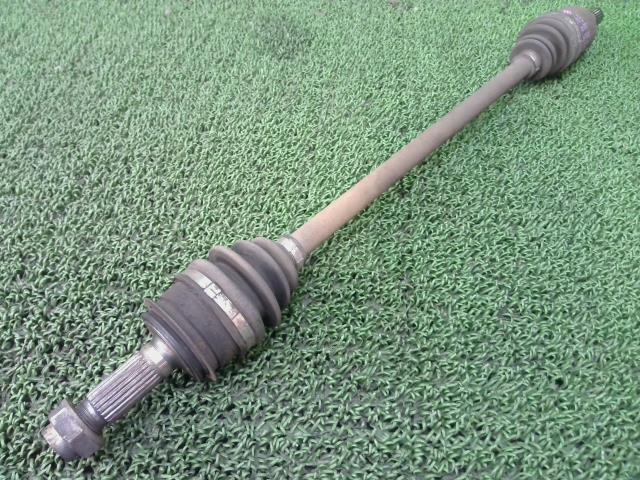 箱なし トヨタコースター・ダイナ用リアアクスルドライブシャフト 200 OEM番号