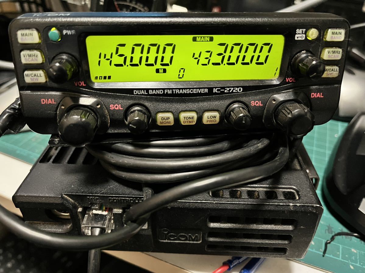 新作，豊富な IC-2720 144/430 デュアルバンダー 20W FM モービル無線機