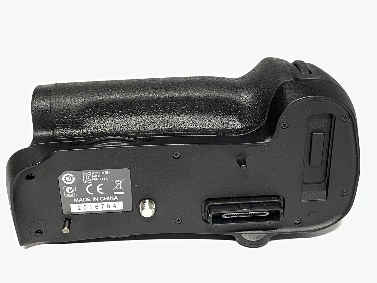 極上品 ニコン MB-D12 マルチパワーバッテリーパック 【公式通販】