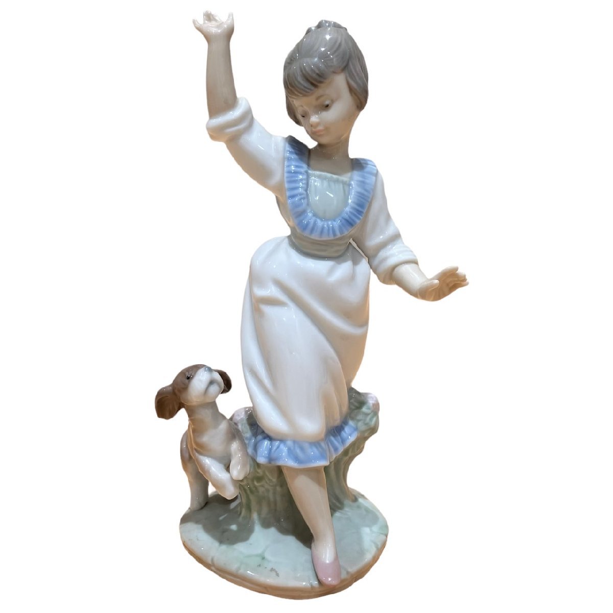 リヤドロ LLADRO【美品】フィギュリン《優雅な散歩のひととき》No.5802 ☆