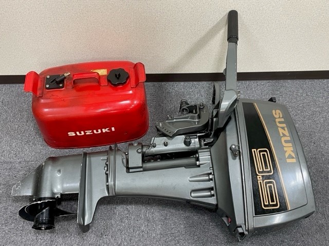 SUZUKI DT9.9 船外機 スズキ 9.9馬力