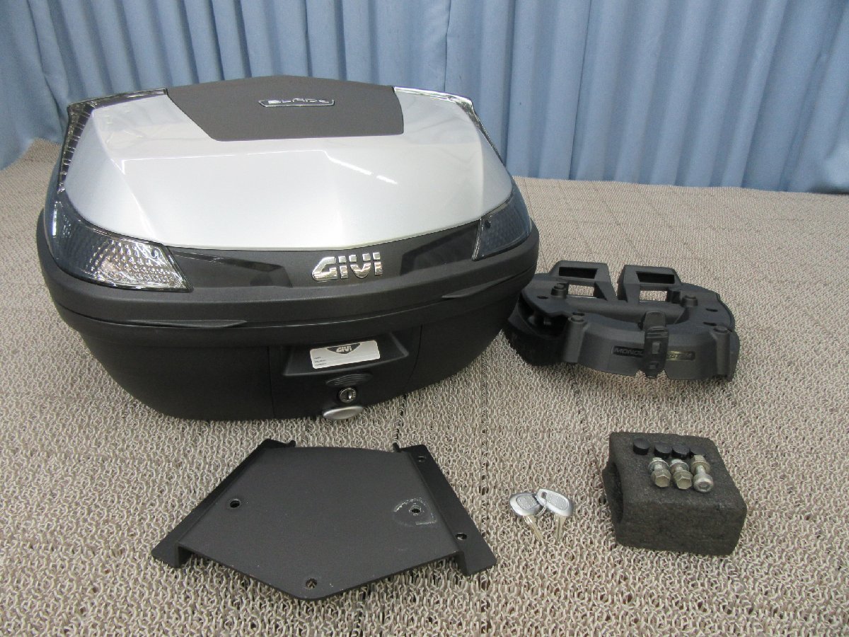 GIVI モノロック B47 BLADE トップケース リアボックス 2600005093687A5S